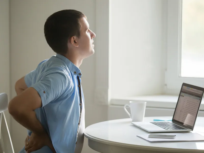ABC Chiropractic treating back pain in Hudsonville