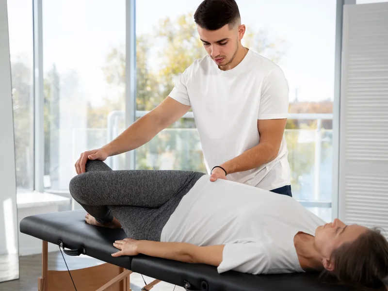 ABC Chiropractic treating hip pain in Hudsonville