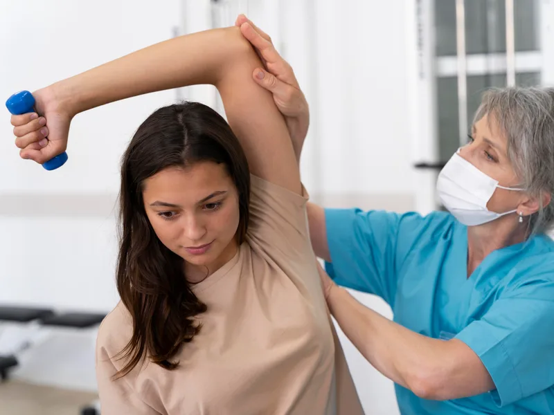 ABC Chiropractic treating rotator cuff injury in Hudsonville